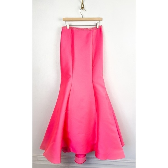 NWT Ellie Wilde by Mon Cheri Hot Pink Two Piece Off Shoulder Satin Formal Dress - Picture 4 of 16